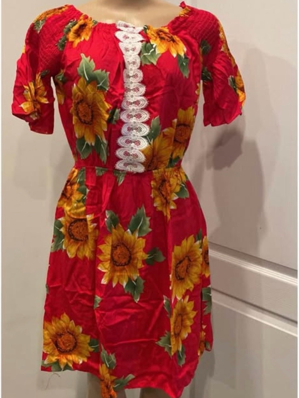 Red Sunflower Print Midi Dress with Lace Trim